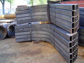 Tubo rectangular 100x60x5 a radio 490